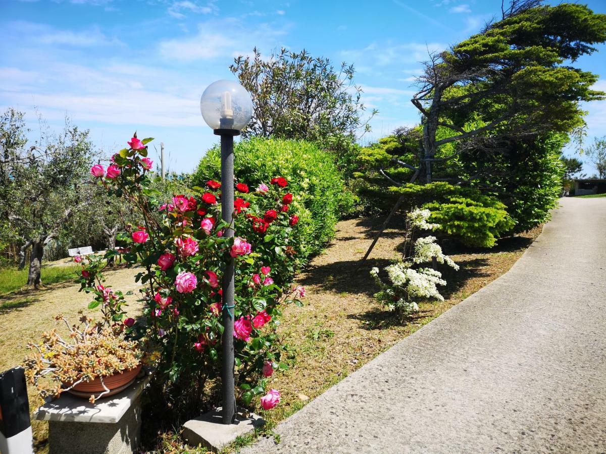 Vacanze Al Mare Appartamento In Villa تورينو دي سانغرو المظهر الخارجي الصورة